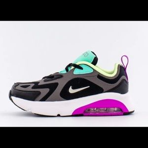 Nike air max 200 youth size 6, women's size 7.5
